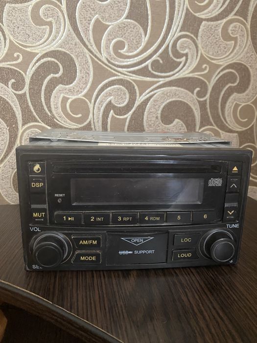 Штатная магнитола