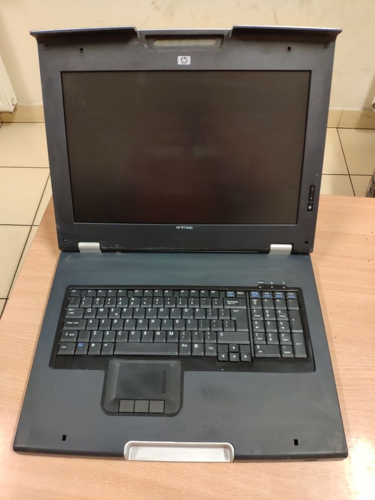 Laptop konsola HP TFT 7600