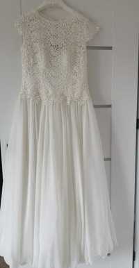 Suknia ślubna z welonem 140,5 cm długości