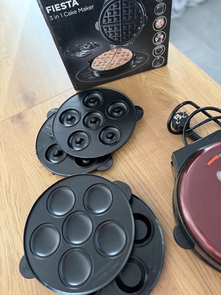 Вафельниця RUSSELL HOBBS 24620-56/RH Fiesta 3 in 1