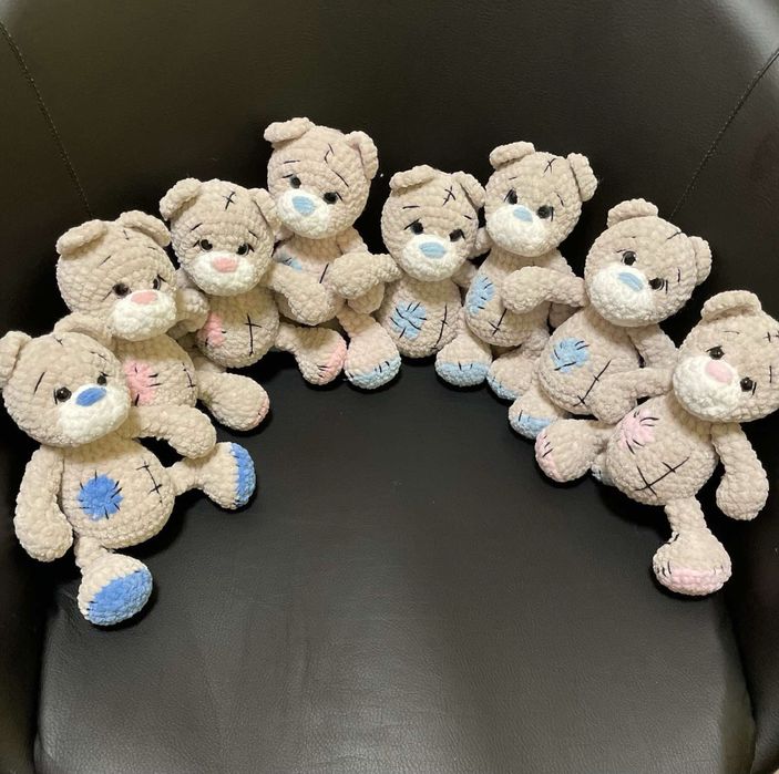 В’язані іграшки ручної роботи