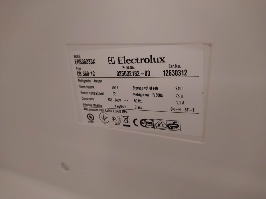 Półki, szuflady do lodówki Electrolux ERB362