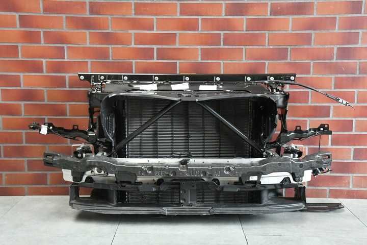 BMW X5 G05 Передня панель, телевізор