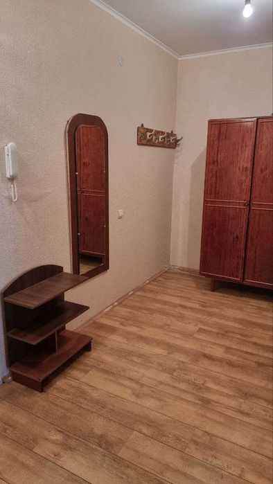 10000! Діти так! Газ! Велика 1к квартира в розвинутому районі Бучі