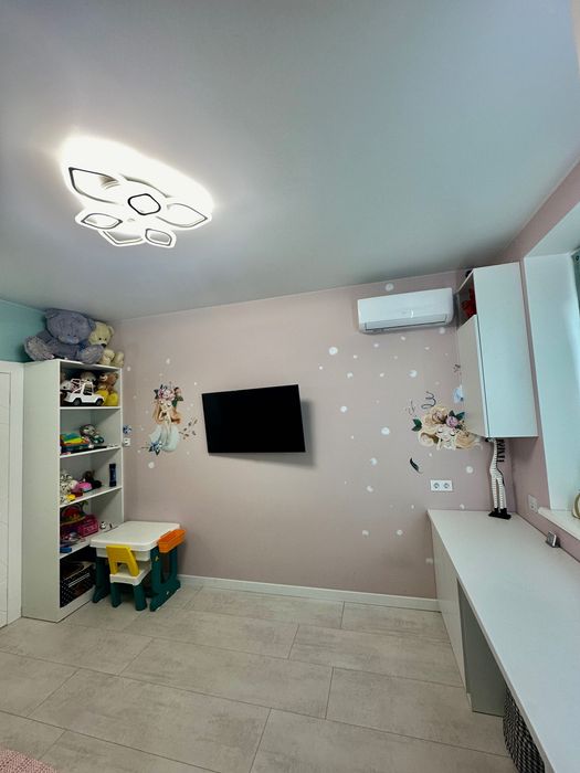 Продам повноцінну 2к квартиру з сучасним ремонтом