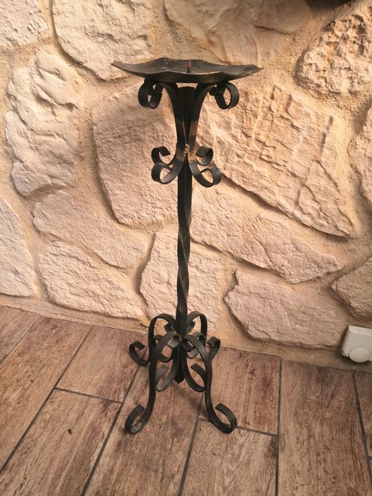 Piękny, masywny kuty świecznik 63 cm, metaloplastyka | Prezent