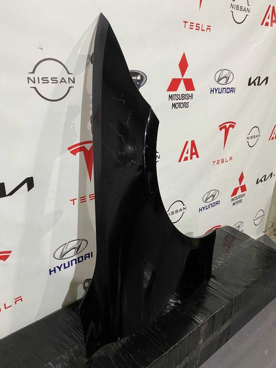Крило праве Tesla Model S 2013-2020