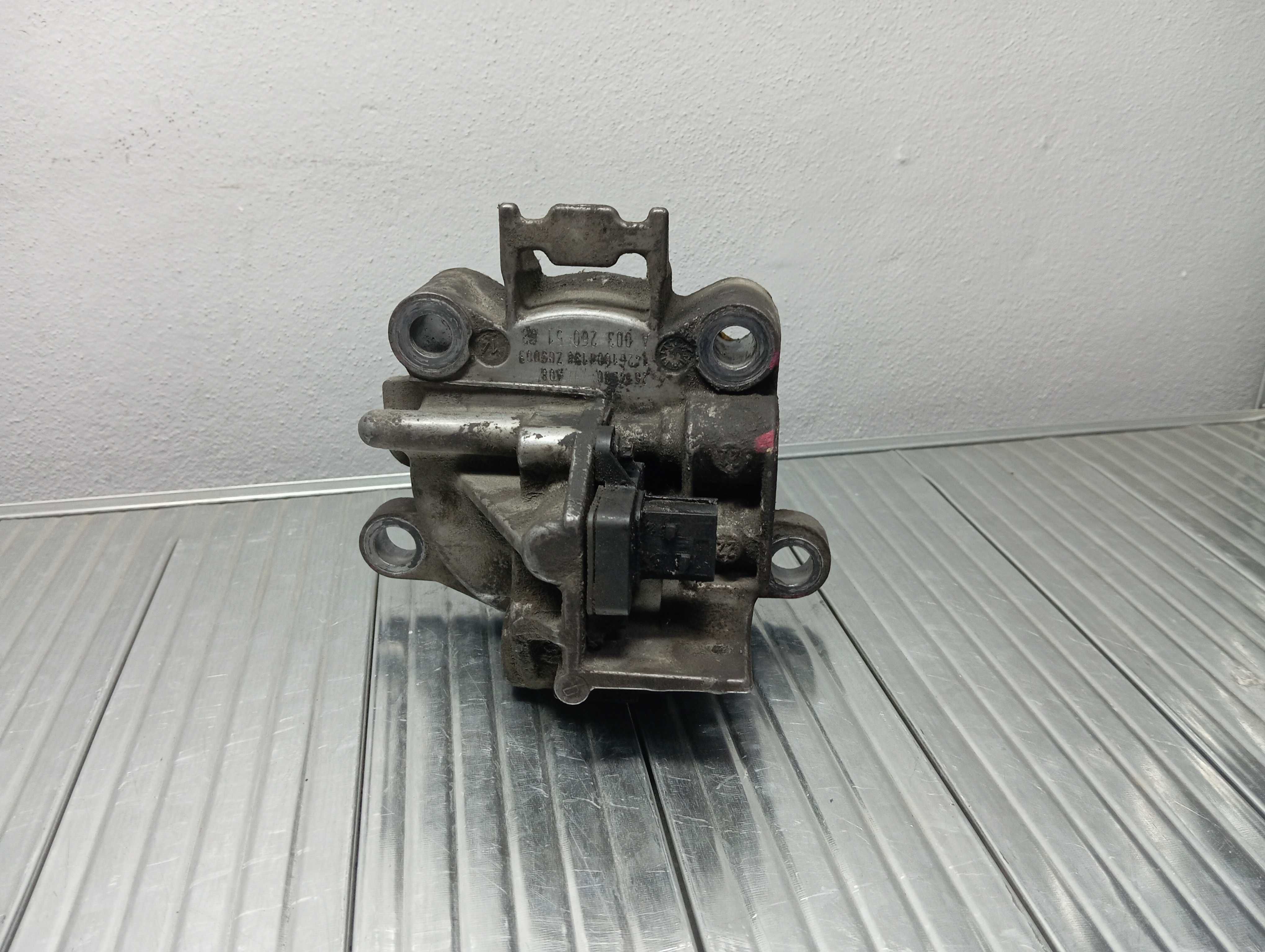 Cylinder zakresu Festo Mercedes MP4
