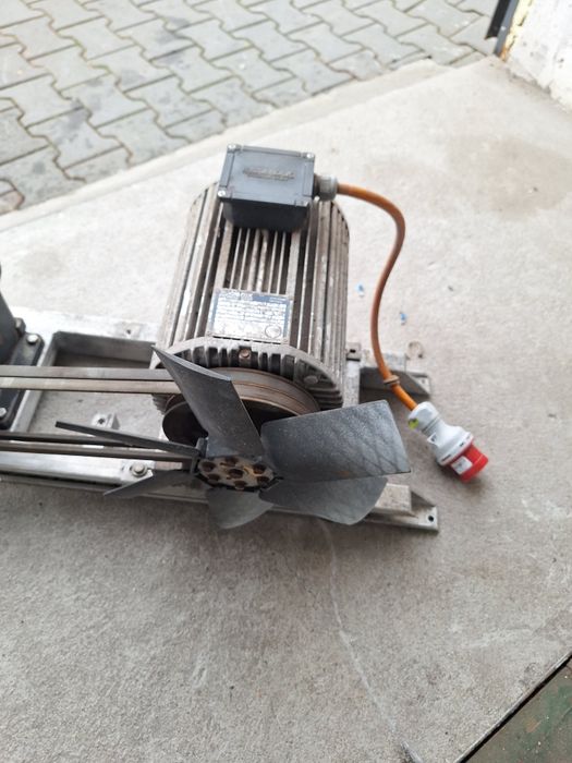 Sprężarka do agregatu, silnik elektryczny 6 kw