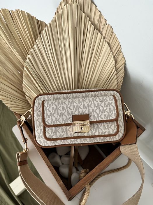 Сумка жіноча Michael Kors Bradshaw Camera