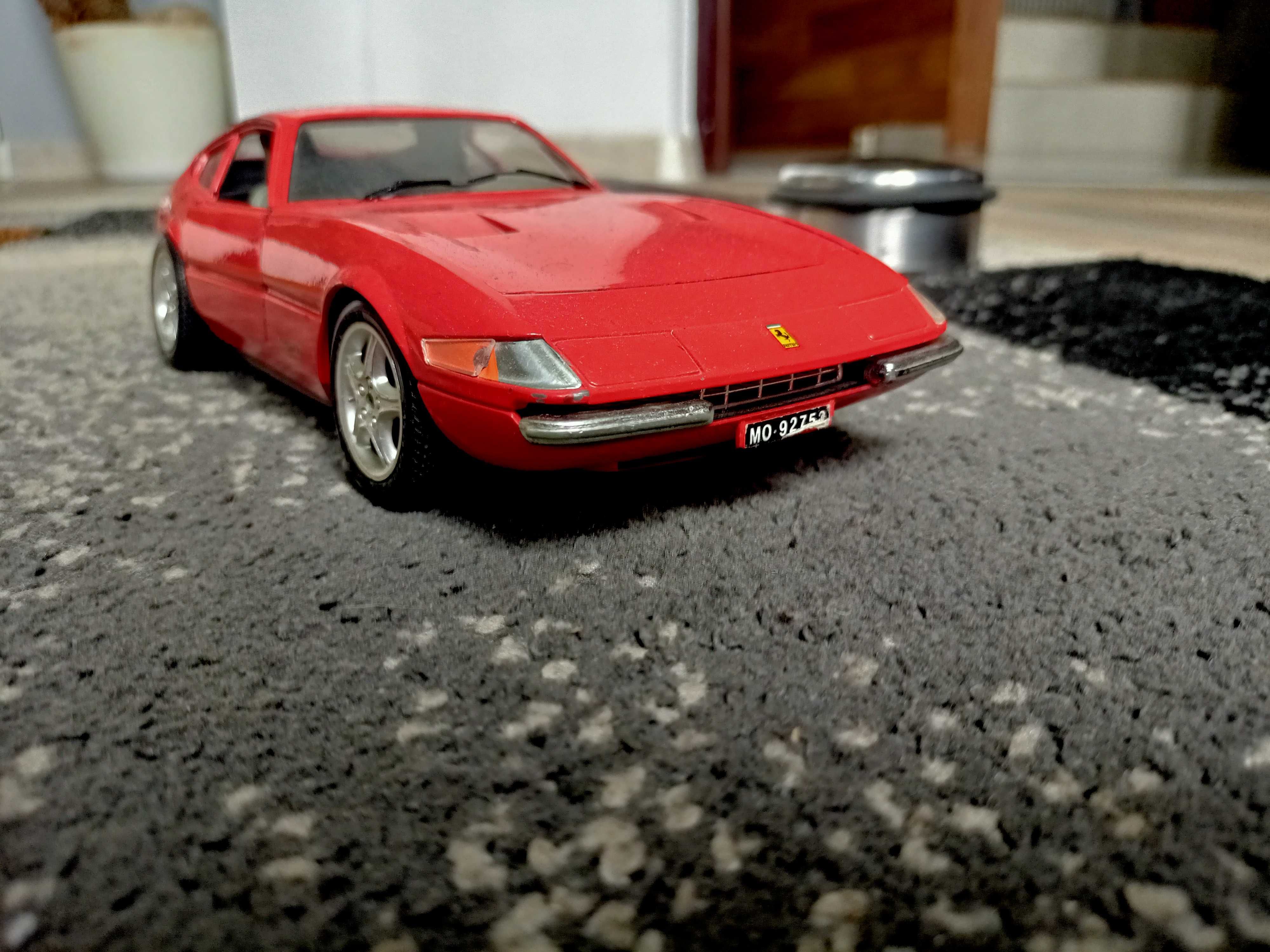 Modele ferrari 1/18