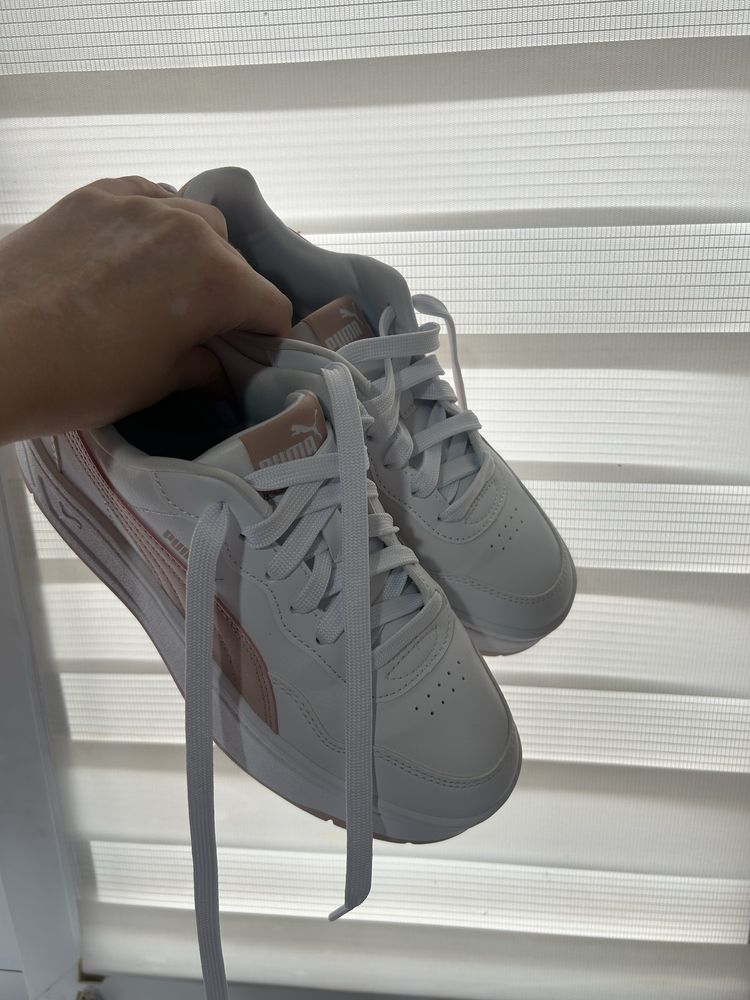 Оригінальні Кросівки Puma