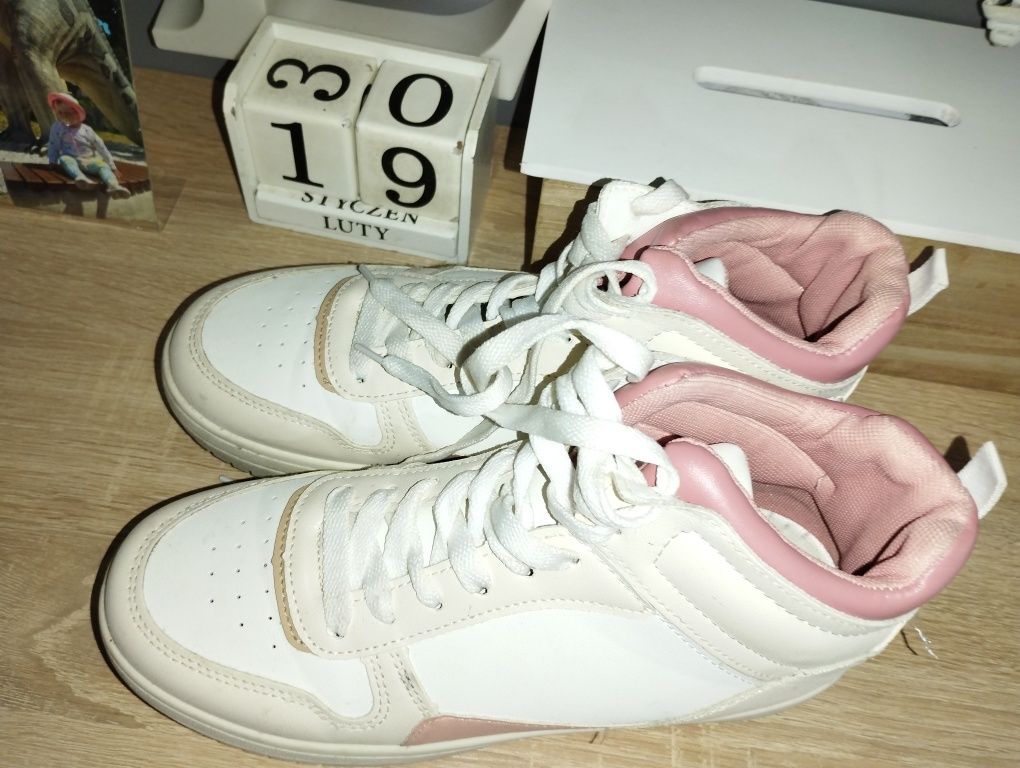 Sneakersy damskie 40