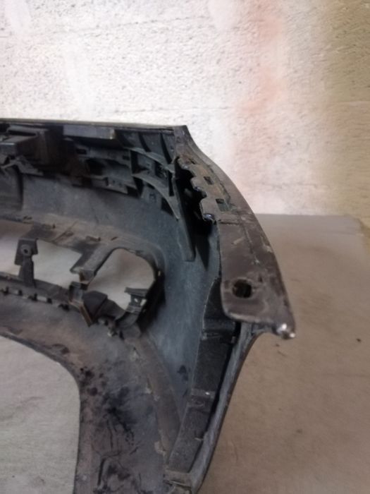 Vendo Para-choque de frente Seat Ibiza  ano 2002 /04