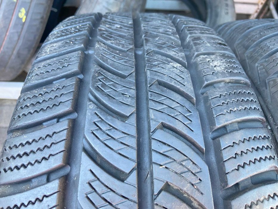 Continental VancoWinter 2 225/65r16c 112/110R N3258