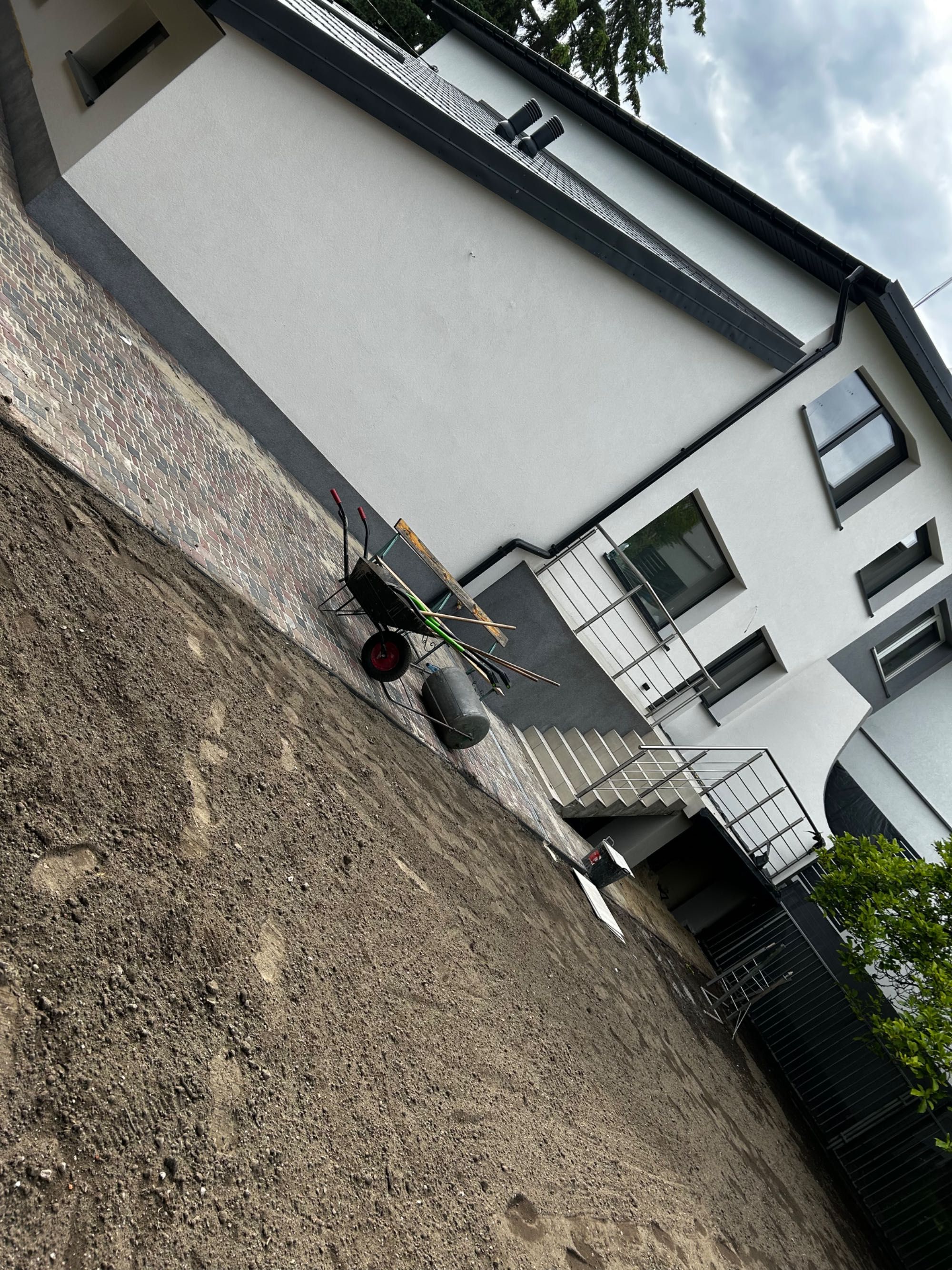 Docieplenie budynków elewacje. Remonty mieszkań i klatek