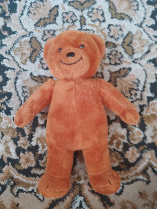 Плюшевий ведмідь