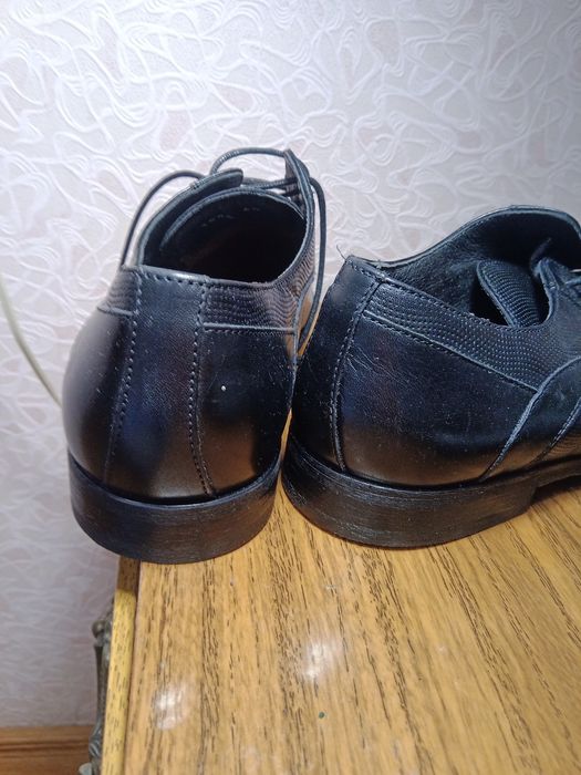 Туфлі  нові шкіра Італія р 40