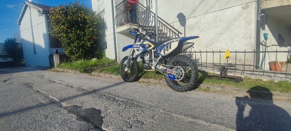 Yamaha Yzf 250 cc // Troco por Surron