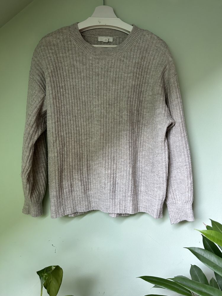 Beżowy sweter H&M M