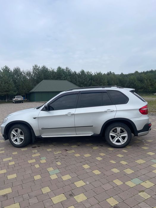 Продам BMW X5  Надійний дизель, повний привід