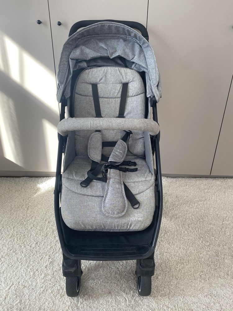 Прогулянкова коляска Britax-Romer