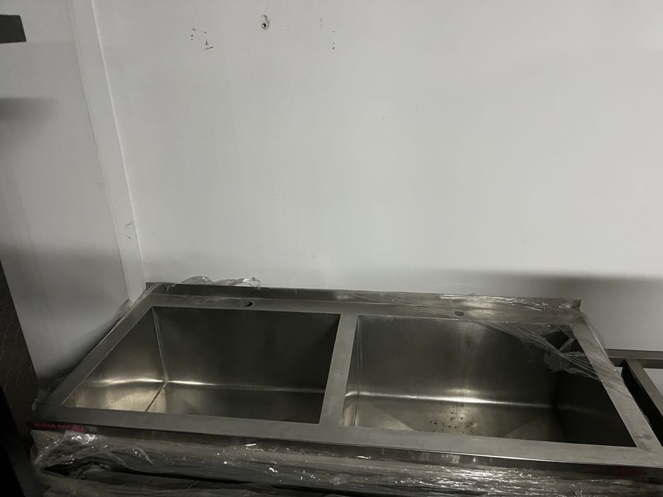 Мийка двосекційна