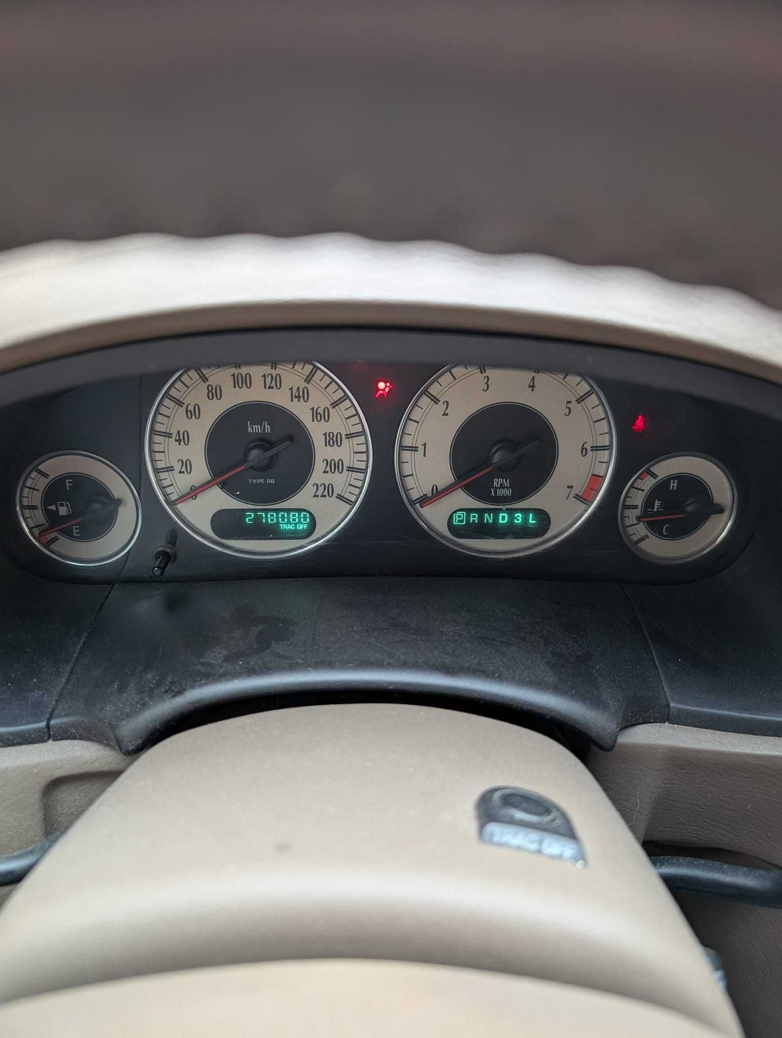 Chrysler Voyager 2002 3.3 174 KM,LPG, skóra, kiedyś był igłą, zamiana.