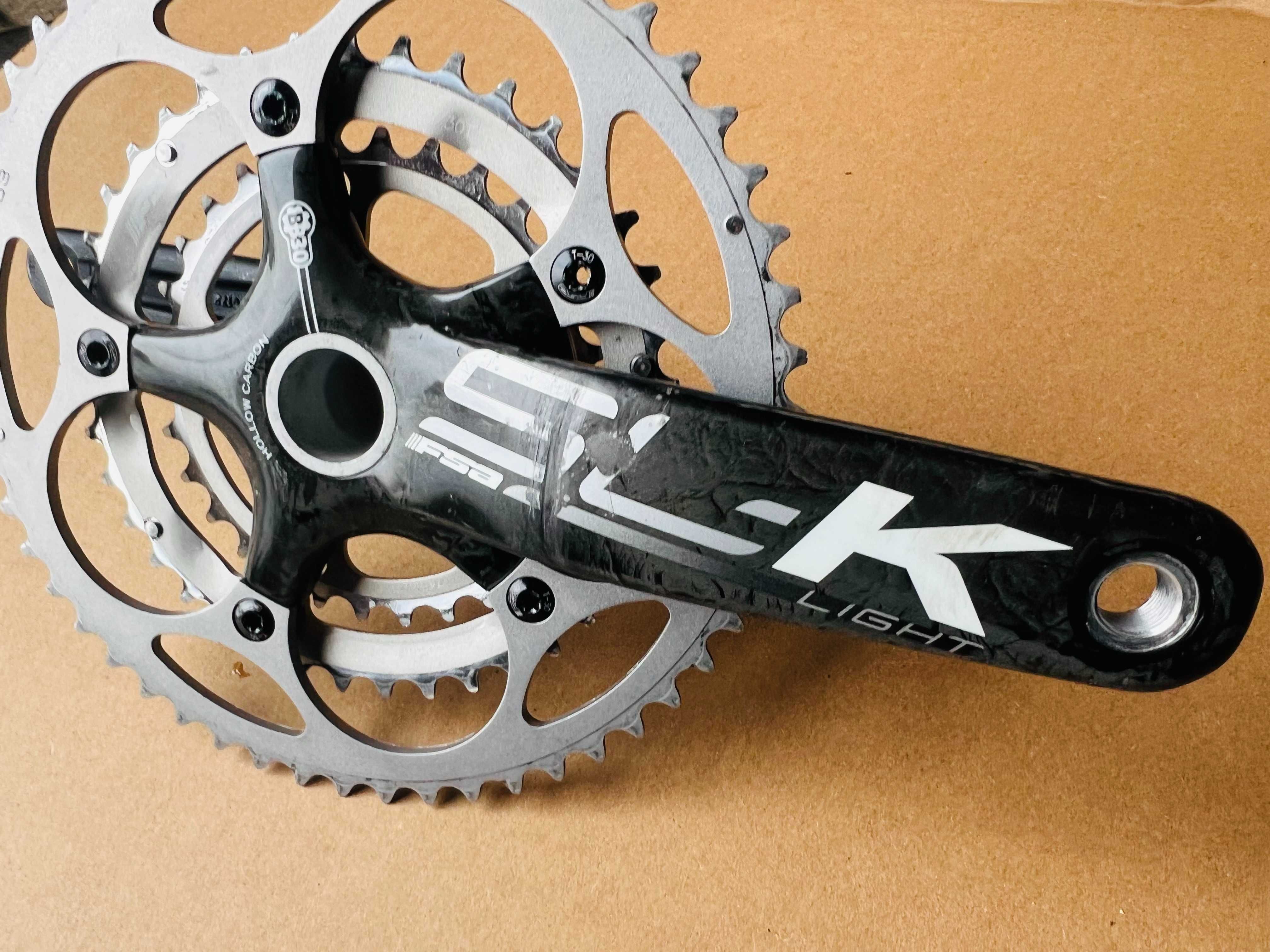 Mechanizm korbowy Korby Ramię FSA SL-K LIGHT CARBON 172.5mm 3s BB30