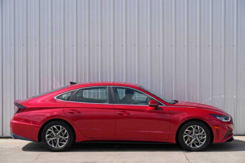 Hyundai Sonata SEL      2021