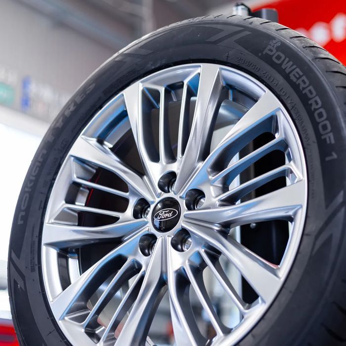 NOWE ORYGINALNE Felgi Koła Ford 18" Kuga Edge Focus Galaxy Mondeo