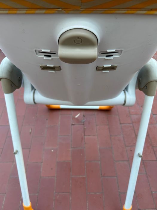 Cadeira de refeição da Jané