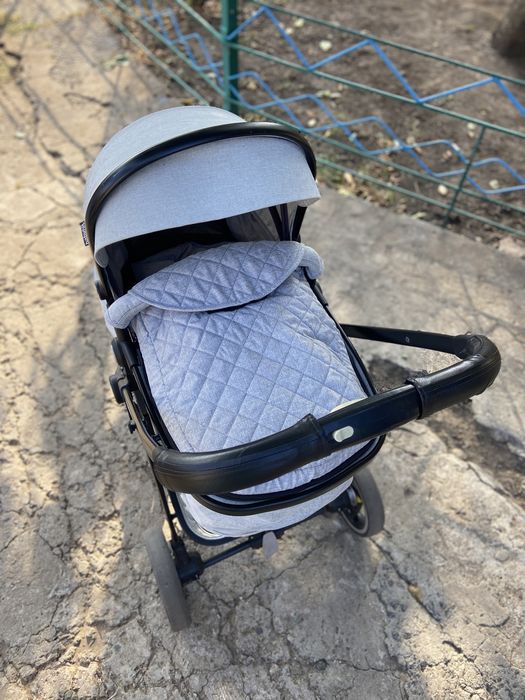 Коляска універсальна 2 в 1