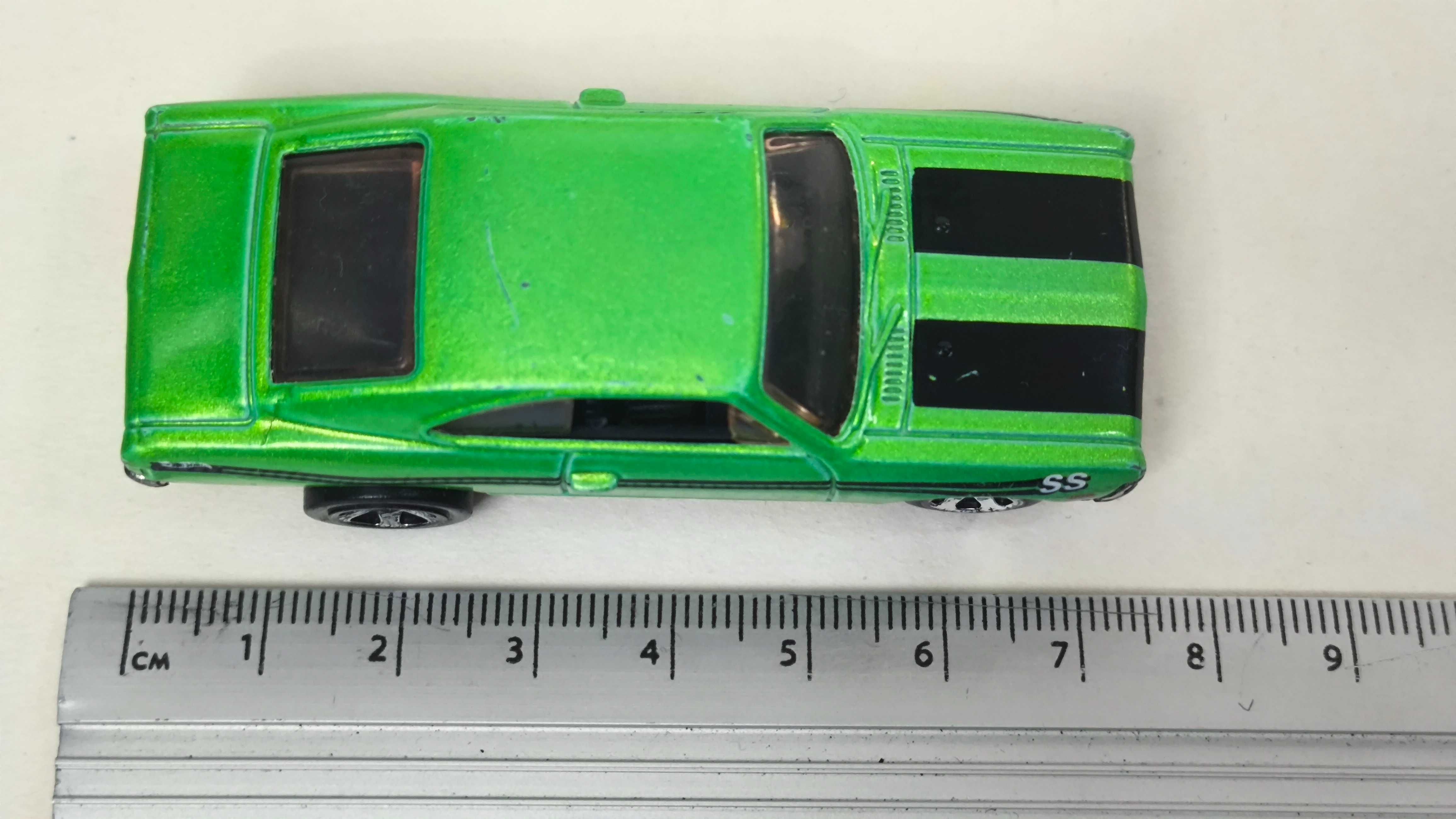 Машинка Chevrolet  SS TM GM Hot Wheels