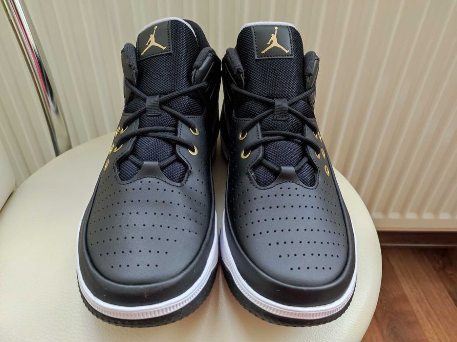 ОРИГІНАЛ100%!Кросівки Nike Air Jordan Max Aura 5 DZ4353-017