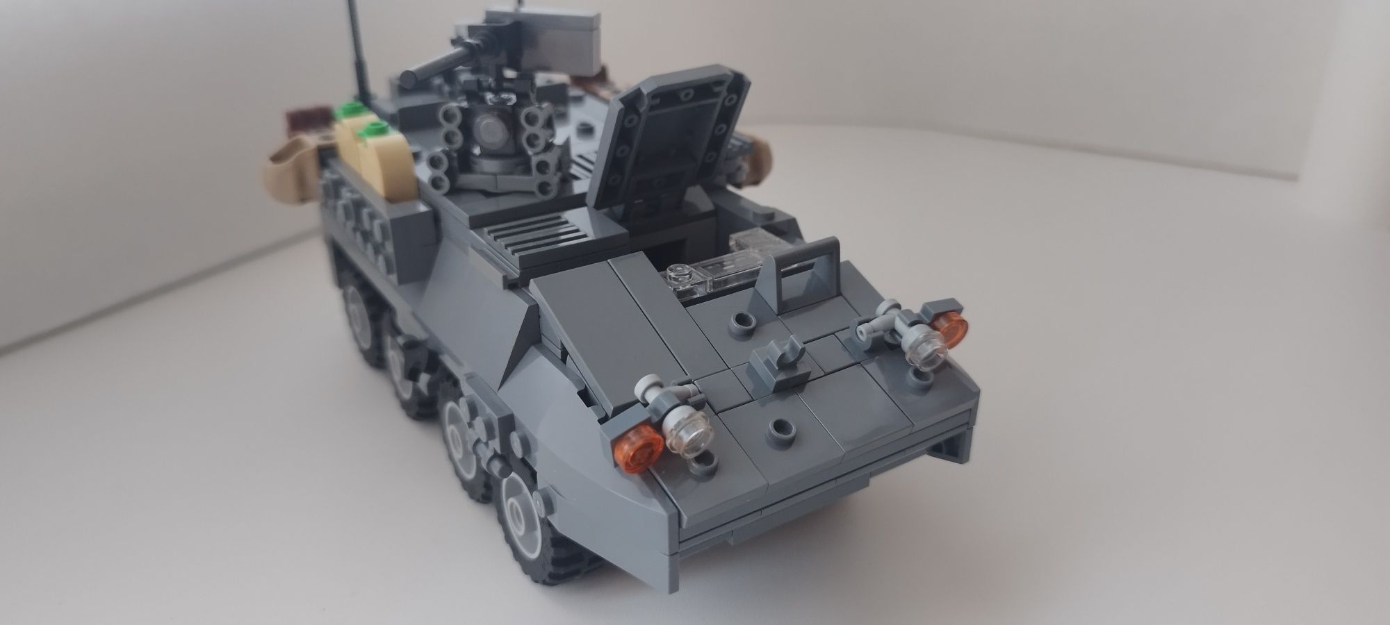 Lego оригінал бронеавтомобіль Stryker