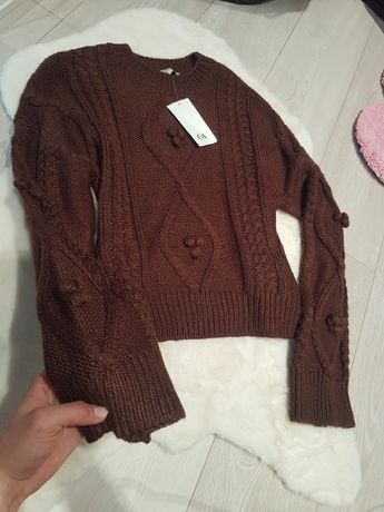 Brązowy sweter dzianinowy z warkoczem sweterek beżowy gruby miękki fut