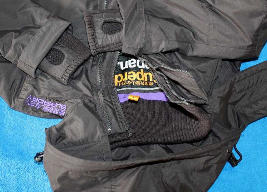 Superdry Przejściowa kurtka z kapturem roz. S