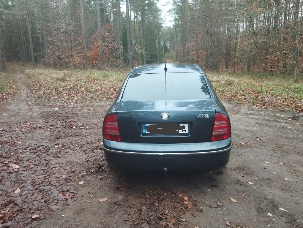 Skoda Superb 2.5 TDI long
