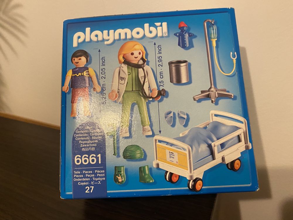 Playmobil City Life Doctor with Child Zestaw lekarz