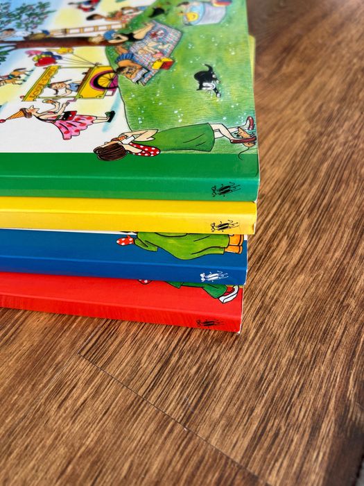 Wiosna Lato Jesień Zima na ulicy czereśniowej zestaw