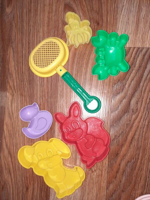 Продам б/в набір для пісочниці в хорошому стані