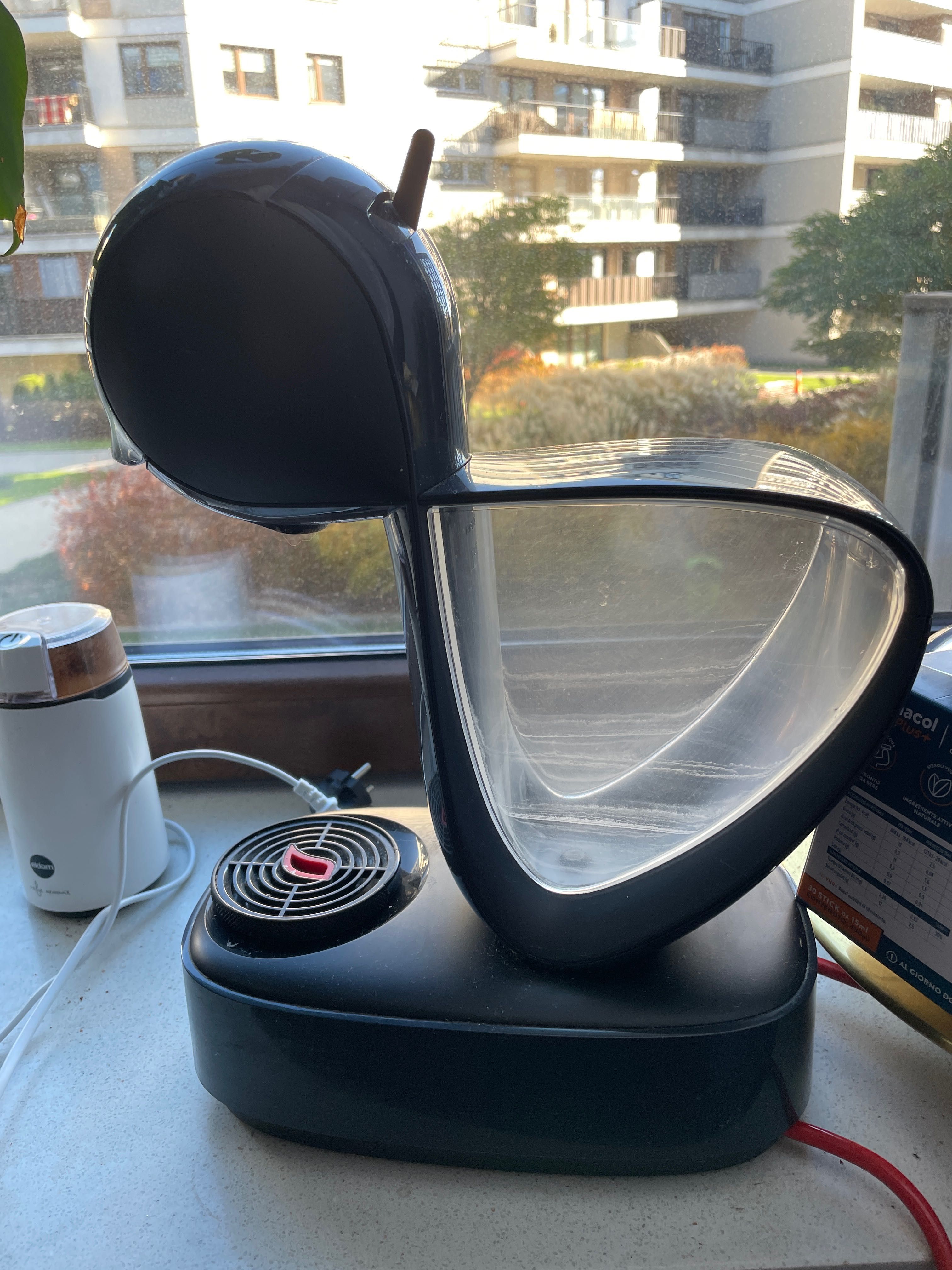 Ekspres kapsułkowa marki Krups  Nescafe