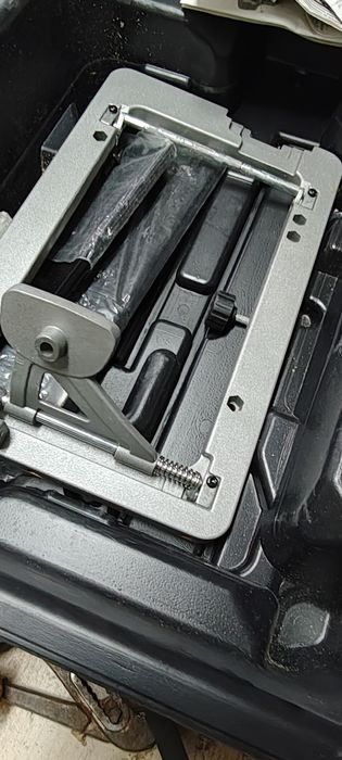 Szlifierka taśmowa DW433