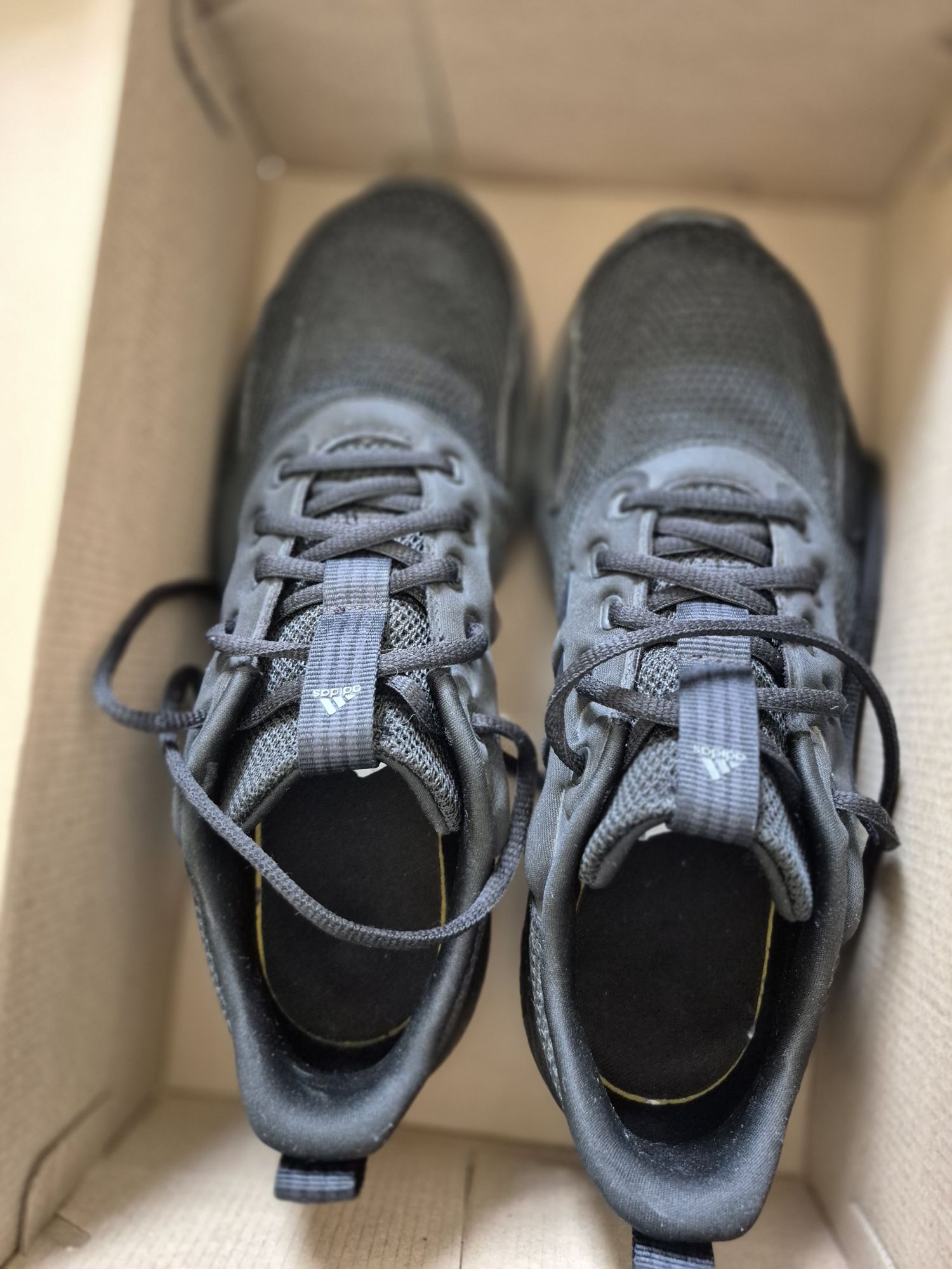 Кросівки чоловічі Adidas fluidflow