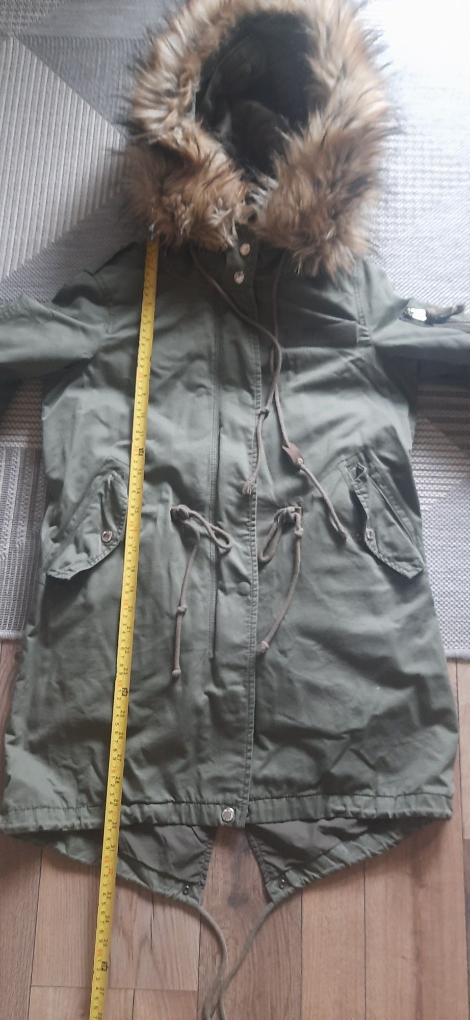 Damski plaszcz zimowy. Parka. Bershka Xs/S