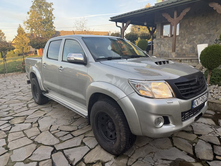 Toyota Hilux 3.0