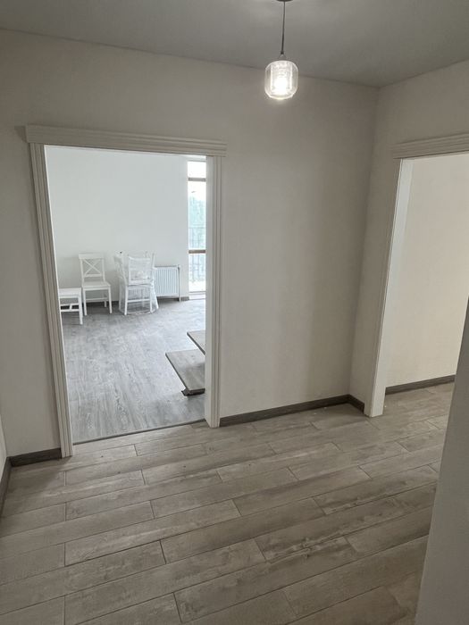 Продаж трикімнатної дворівневої квартири  Космонавтів.       ID-50-2