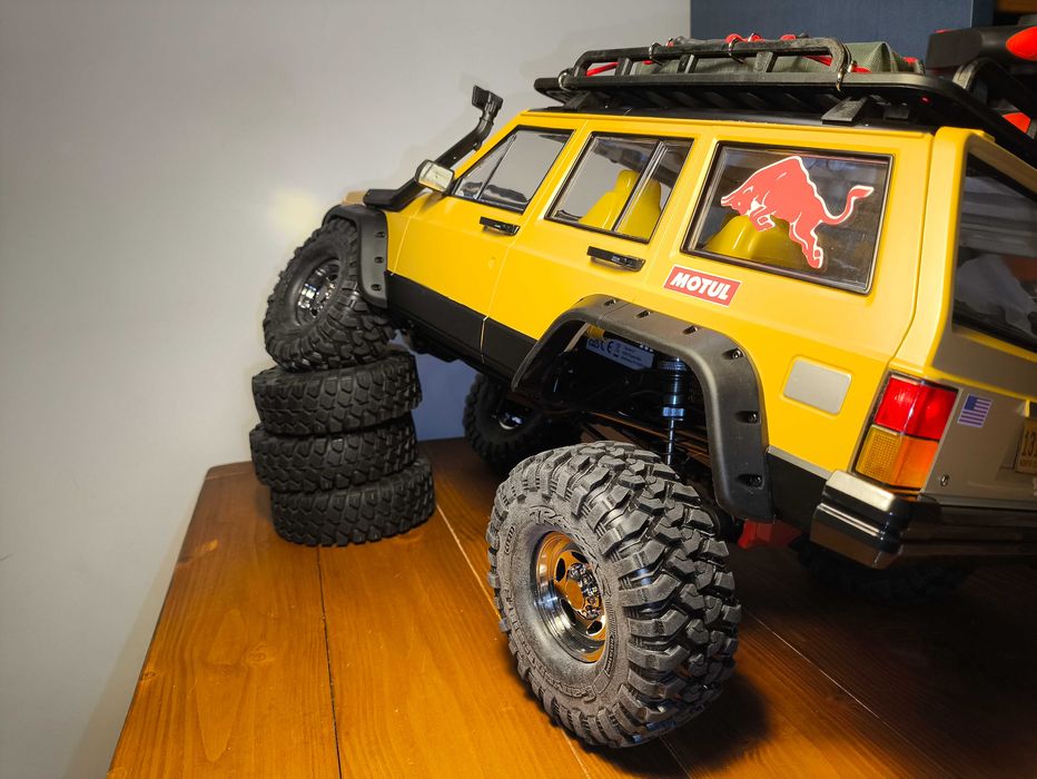 Jeep Cherokee XJ 1:10 RC (kopia TRX4) RTR