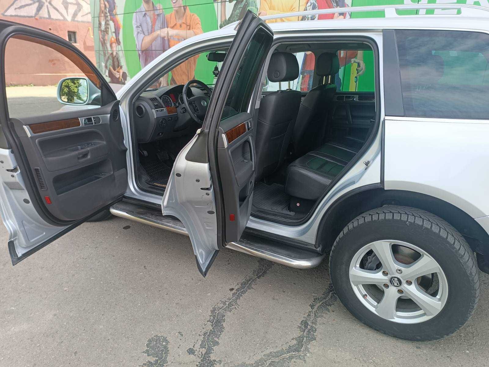 Volkswagen Touareg 2008 року 3,6 л. газ/бензин